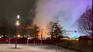 Извънредна ситуация на коледен базар в Берлин, небето почерня ВИДЕО