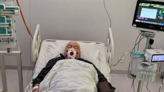 Приеха Лех Валенса по спешност в болница СНИМКА 