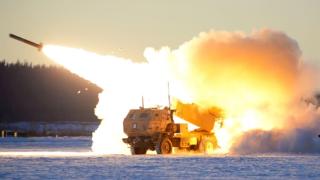 Бойци от ВСУ показаха епично унищожаване на руска РЕБ станция с HIMARS