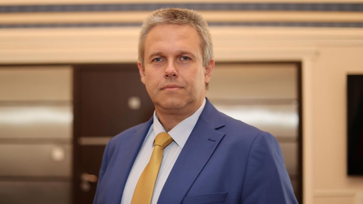 Скандал на годината: Шкварек разби жълтопаветниците заради двойните им стандарти