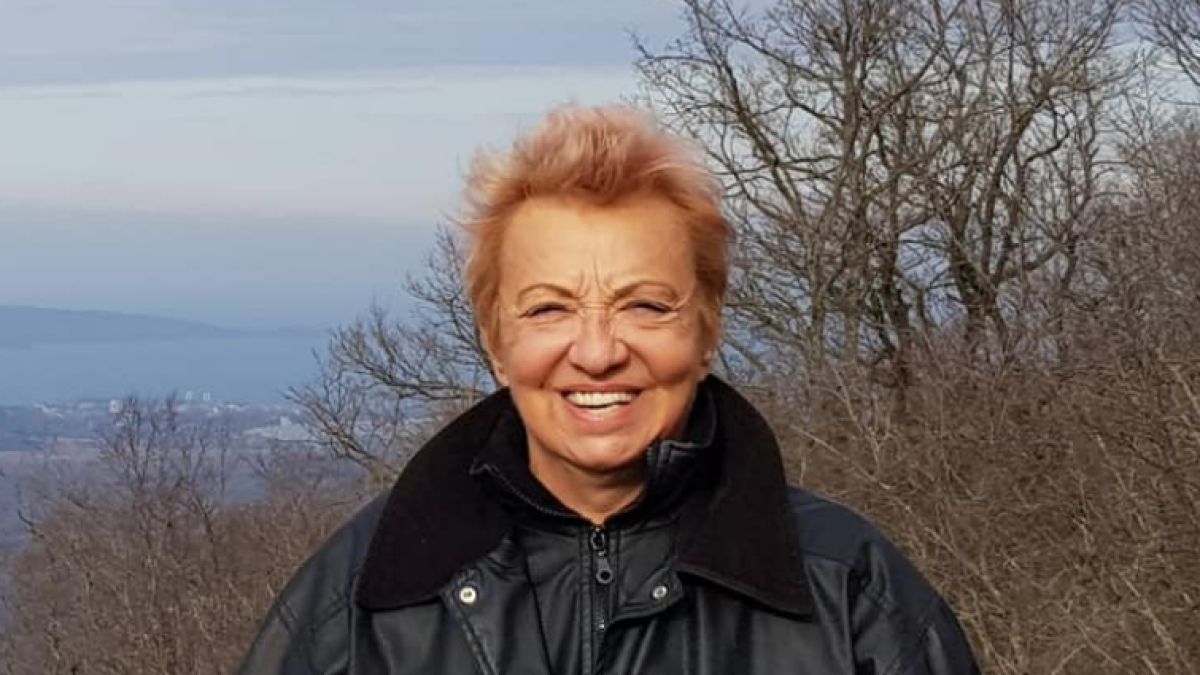 Експиарката на ПП: Аз съм Путинист! Три пъти ура за...