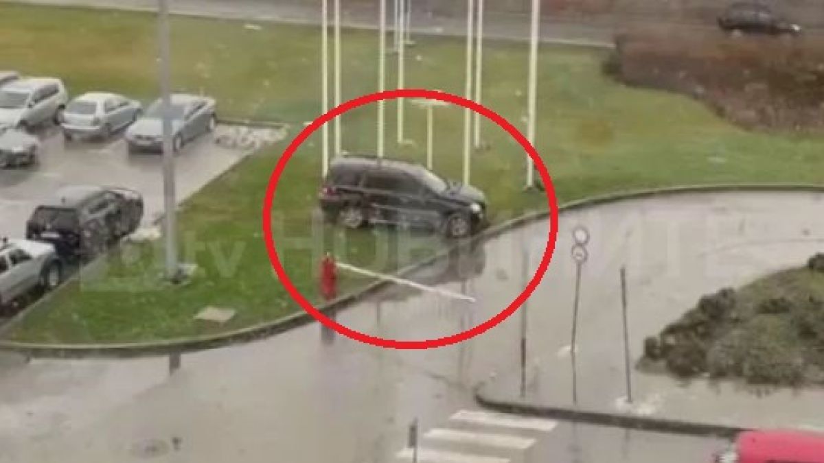 Наглец с джип втрещи София с изцепката си ВИДЕО