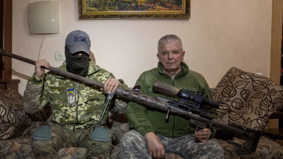 Украински снайперист застреля руски военен и постави нов световен рекорд СНИМКИ
