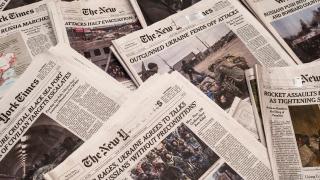 NYT: Дворцови скандали тресат Украйна докато Западът спира помощта за Киев 