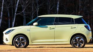 Изящен и по-технологичен: Представиха новия Suzuki Swift СНИМКИ