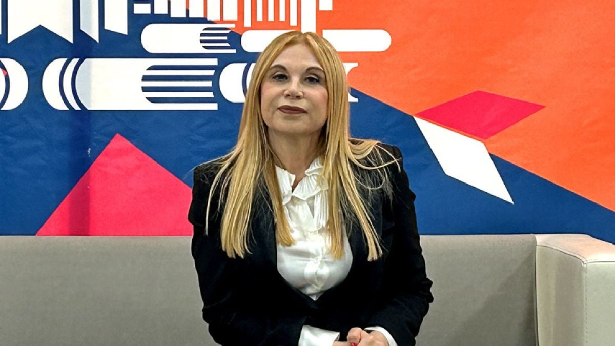 Гадателката на Берлускони шокира света: Това ще е цярът за всичко!