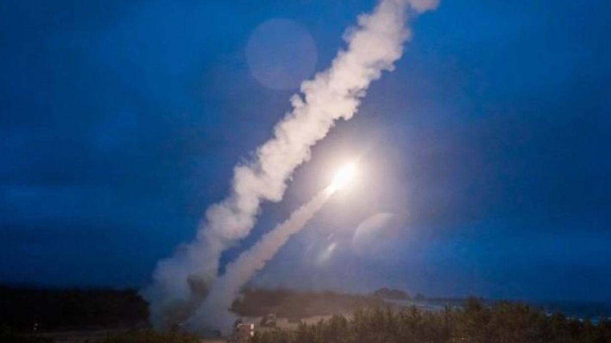 Ройтерс и Кличко с подробности за опасната нощ в Киев