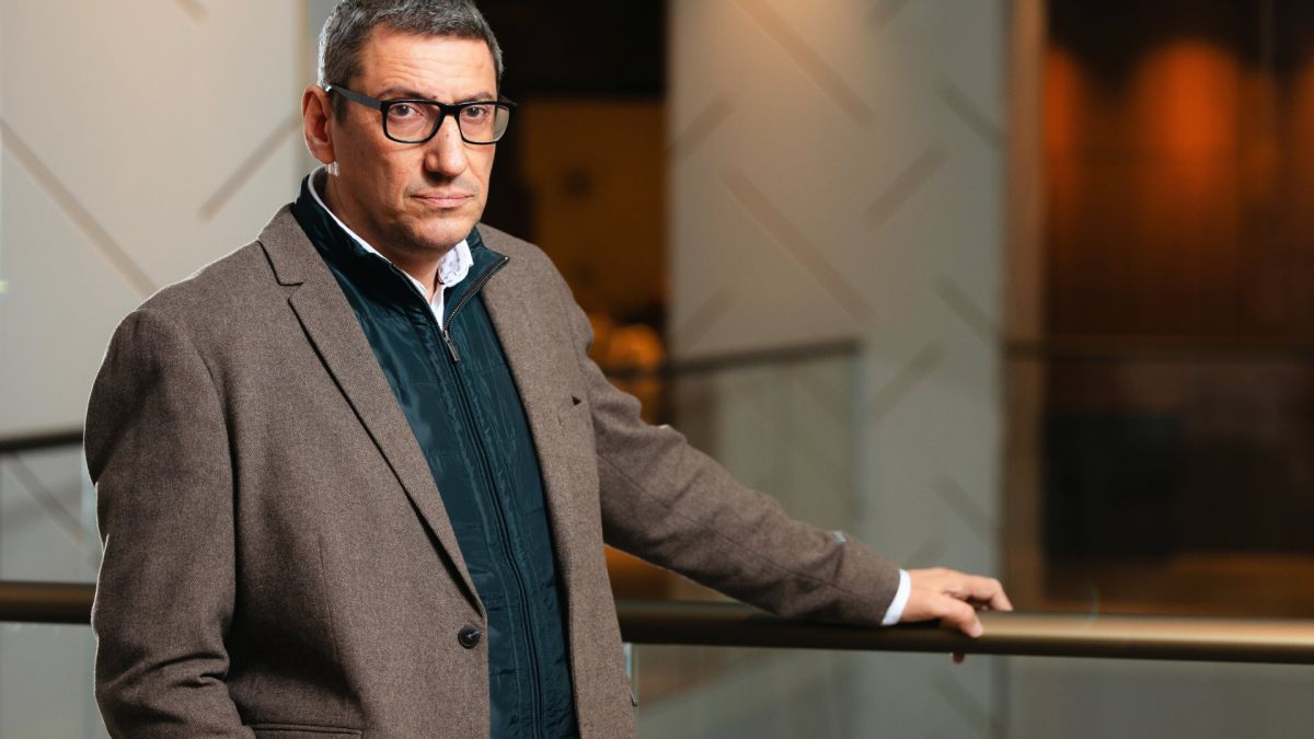 Големи рокади в bTV! Паднаха главите на двама директори, заменят ги блондинка и... СНИМКИ