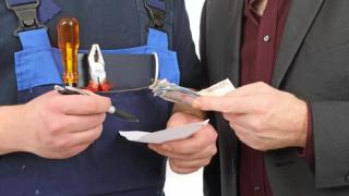 Схемата на века: Френската борса оставя BG бизнеса без работници, точи яко НОИ 