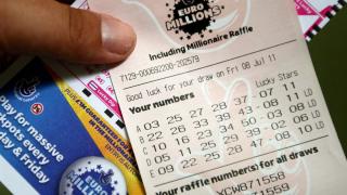 Мъж спечели 240 милиона евро, ето какво направи първо 