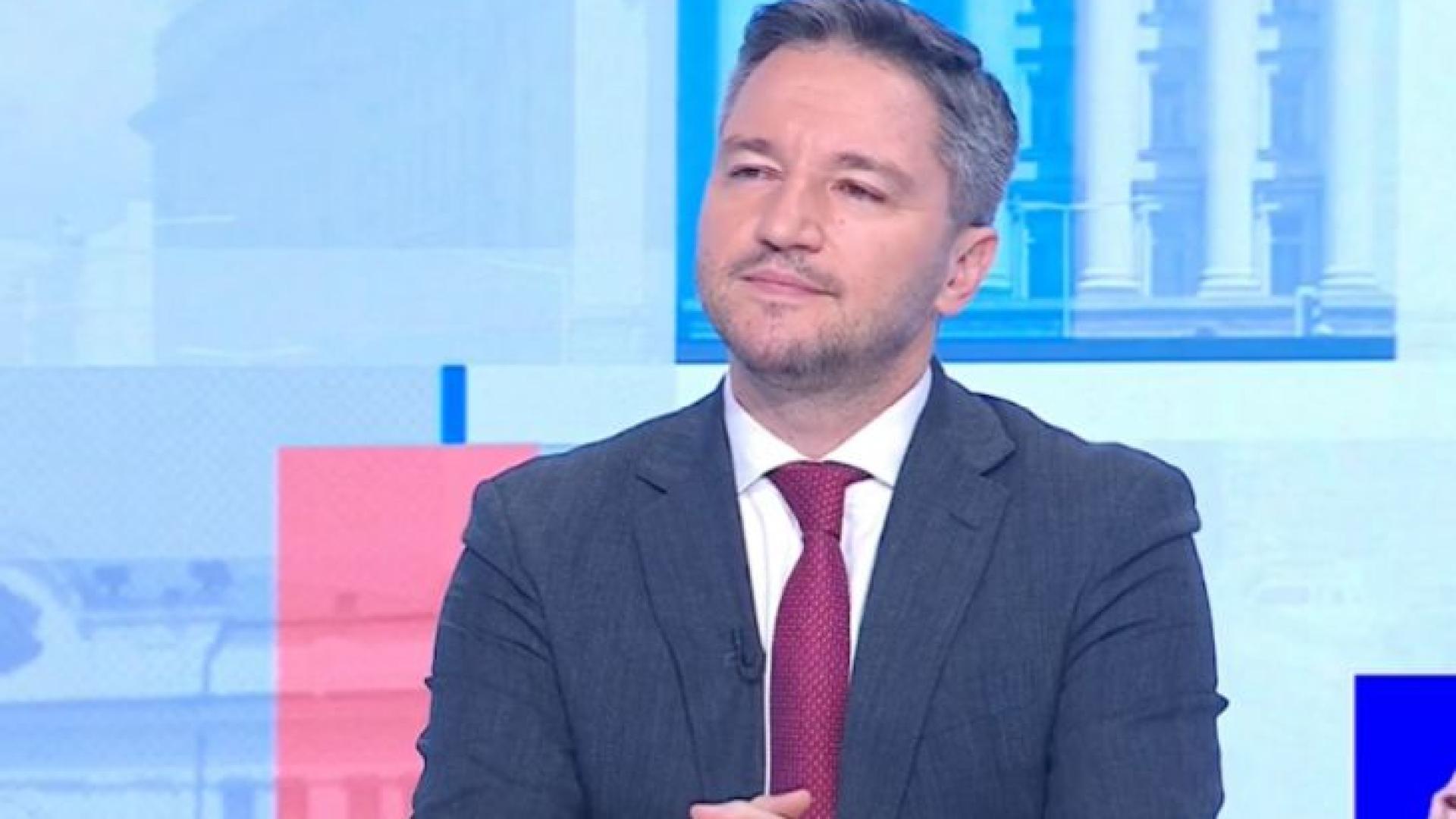 Вигенин изригна: Това е гавра 