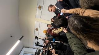 БСП иска оставката на областния управител на София, след като се скри от среща с депутати