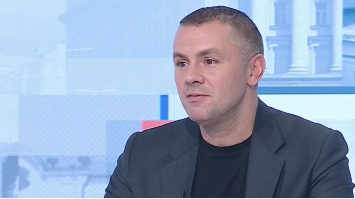 Ицо Хазарта за скандала в парламента с "Възраждане", БСП и ИТН: Тролове, играят театър