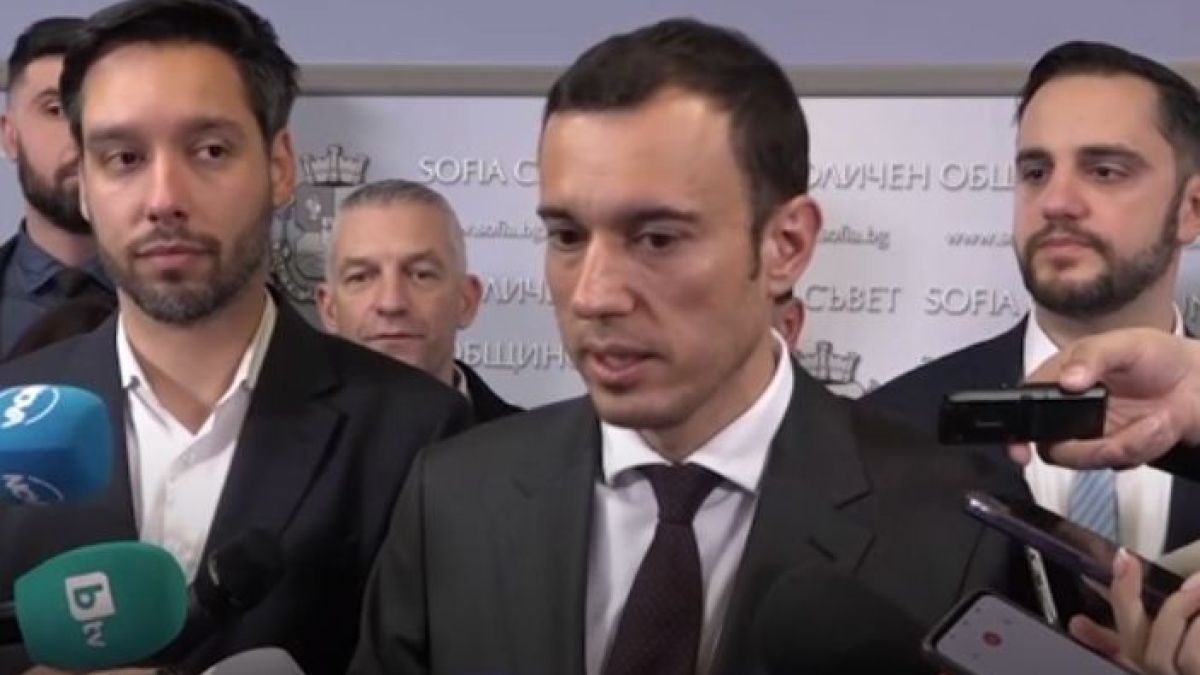 Терзиев към общинарите от БСП и "Възраждане": Няма ли да ви е срам да си получите заплатите в края на месеца?
