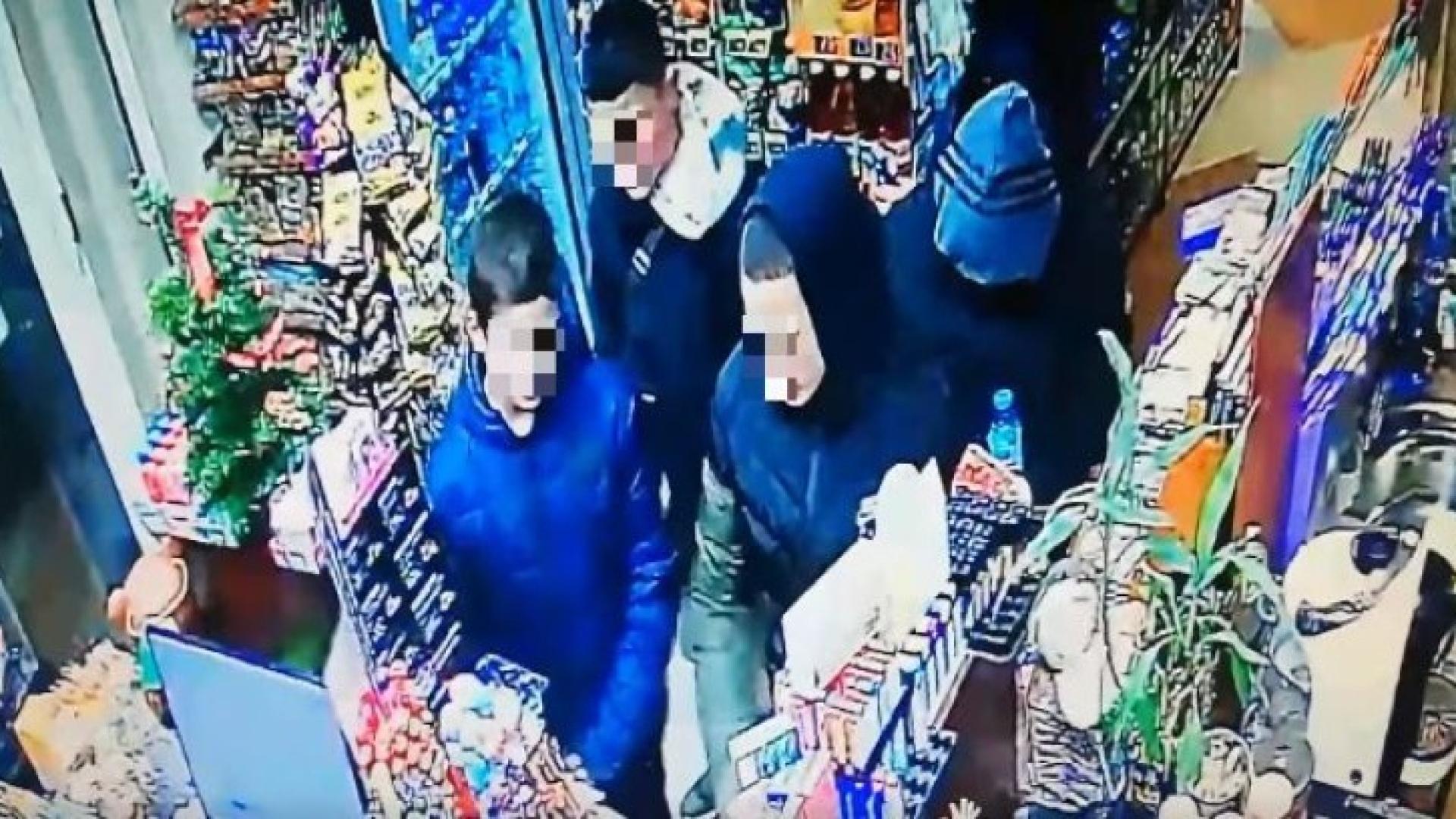 Столични пишлигари влязоха в квартален магазин, сега цялата мрежа ги плюе СНИМКИ 