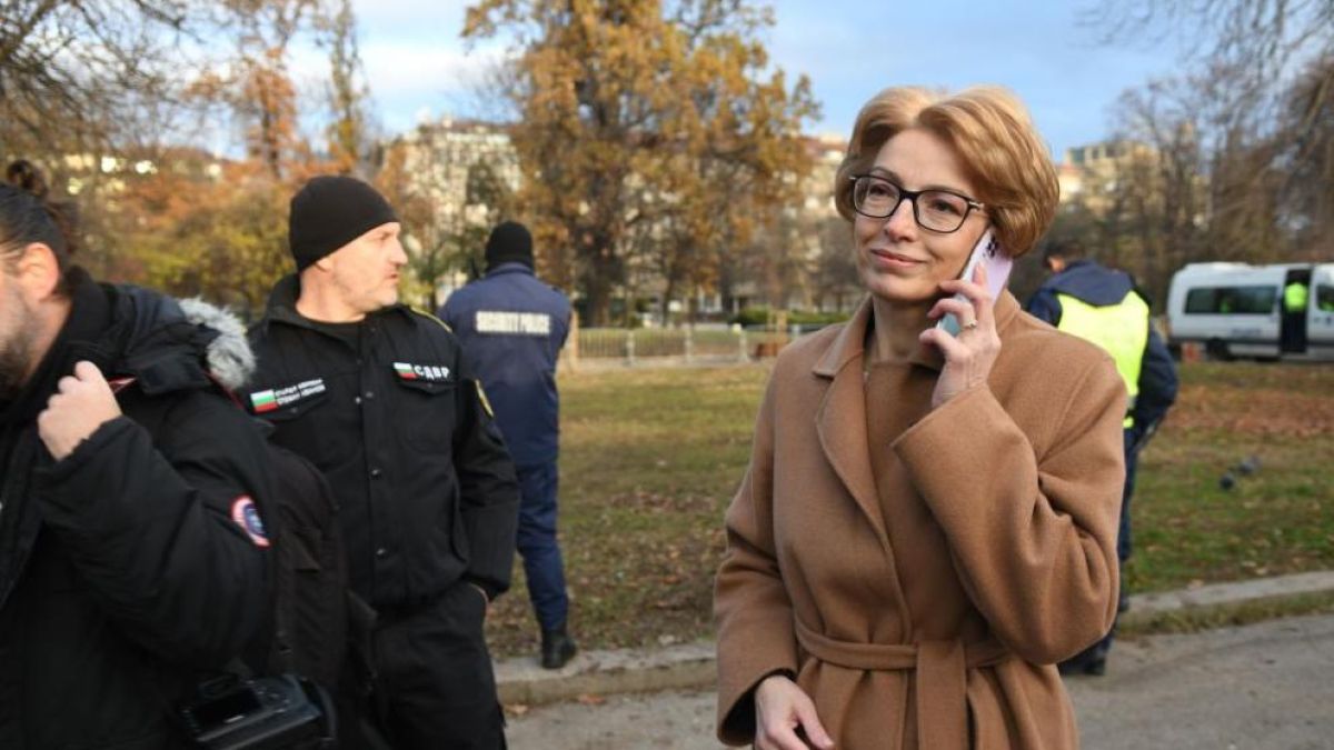 Разбра се защо жандармерия варди областната управителка на София с държавни пари