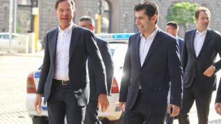 Кирил Петков в екстаз заради Марк Рюте 