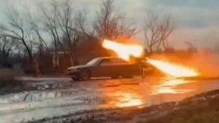 Звяр на пътя и във войната: ВСУ превърна BMW в мобилна ракетна установка ВИДЕО