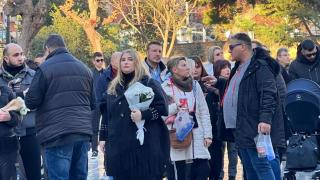 Гърция плаче за Василис Карас: Тридневен траур скова страната, а днес тялото му...
