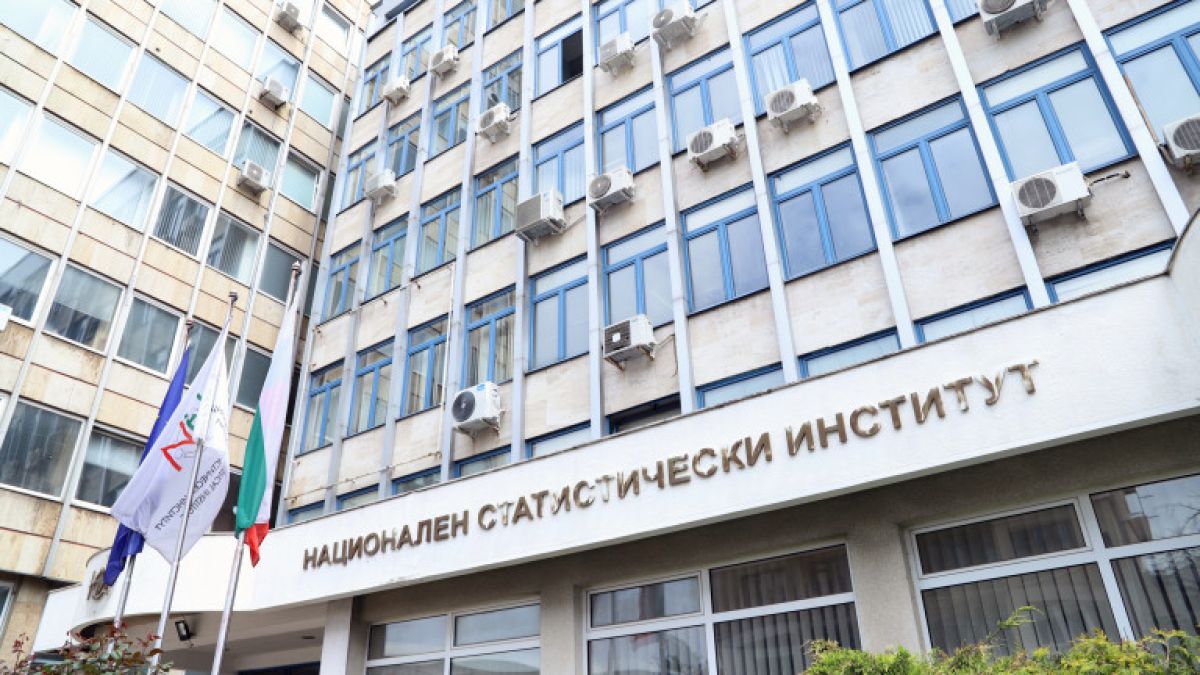 Удар по джоба: Цигарите и лекарствата поскъпват