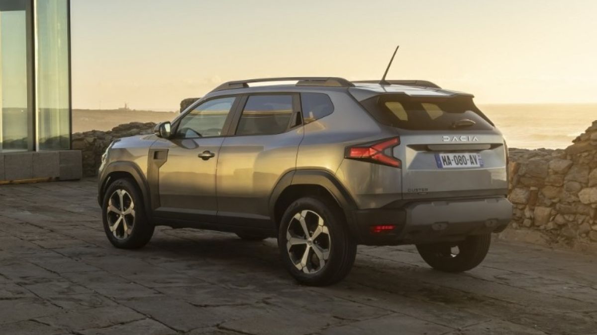 Новият Dacia Duster 2024 излиза на пазара: Подробности и цени СНИМКИ