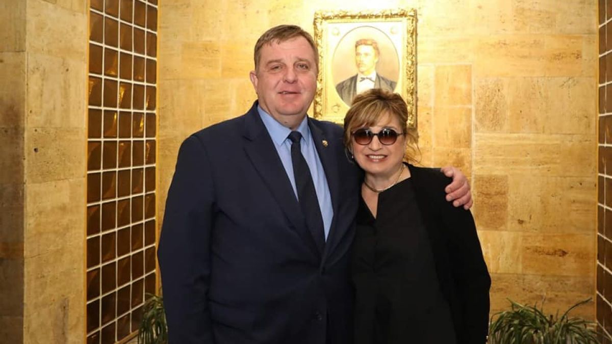 Разбра се кой е експертът, чиято глава хвръкна заради скандала с Тагарев 