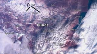 Сателитна СНИМКА от Космоса на снежна България смълча всички