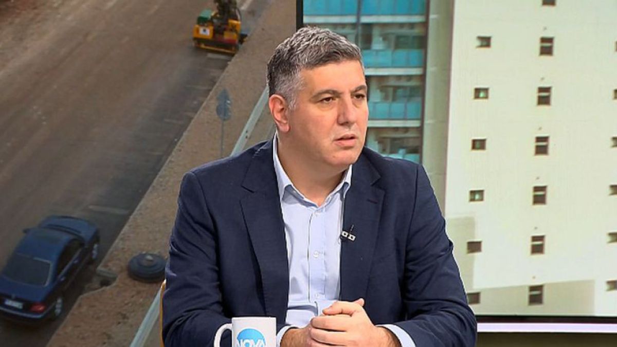 Министър с лоши новини за безплатното санирането, но зарадва с цената на винетките ВИДЕО