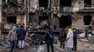 Украйна удари: Русия обяви извънредно положение във...