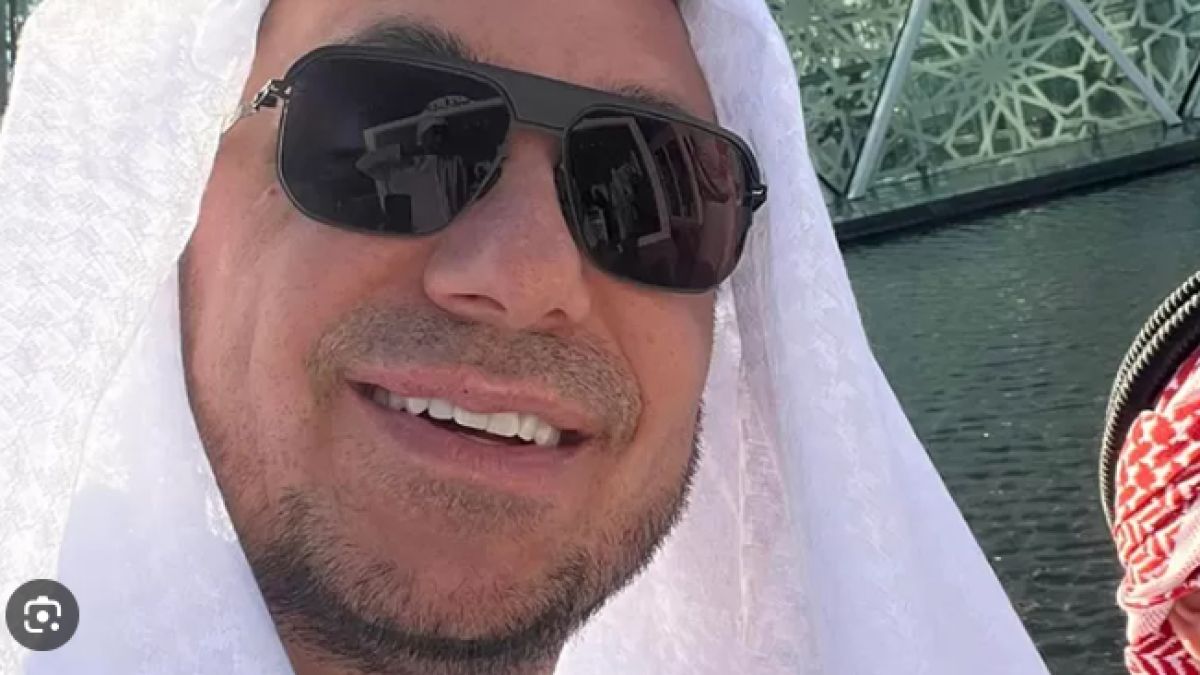 Константин го раздава арабски шейх, а щерка му завихри страстите с красотата си СНИМКИ