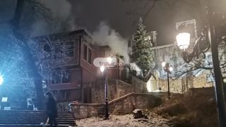 Един от символите на Пловдив пламна СНИМКА