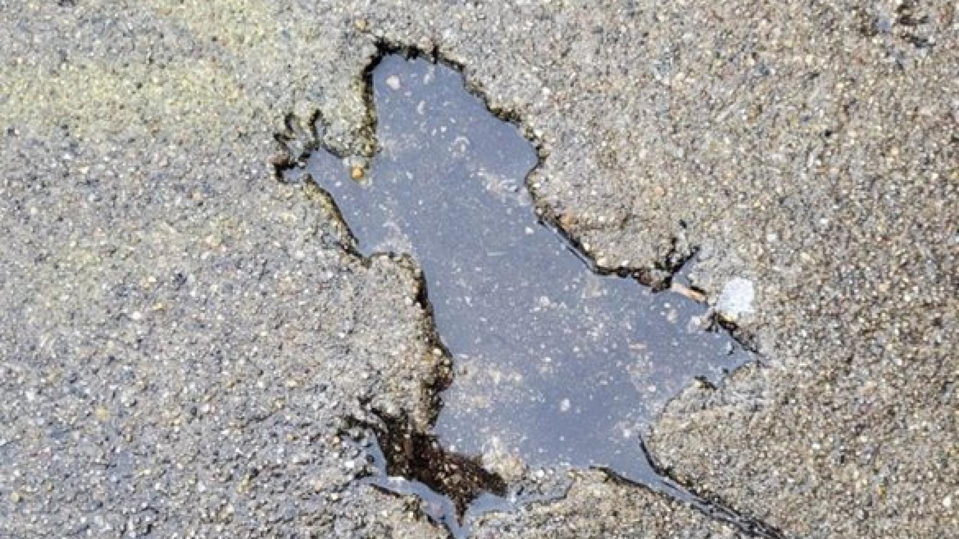 Сензация: Уинслоу видя тази дупка, докато разхождаше кучето си, и сега цял свят говори за нея ВИДЕО