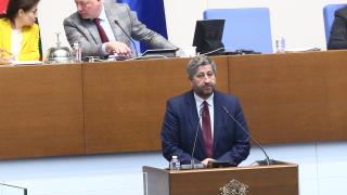 Този важен човек от ПП-ДБ е забъркал скандала с „менюто с имената“ за служебен премиер ВИДЕО