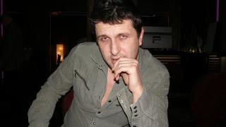 Асен Блатечки най-после показа новата си жена! Намериха прилика с първата му СНИМКА