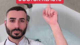Гастроентеролог показа в Тик Ток ВИДЕО лайф хакове как да ходим по-голяма нужда 