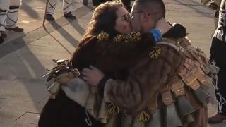 Огромна изненада на фестивала "Сурва"! Кукерката Симона се хвана за главата СНИМКИ