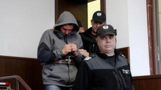 Инфарктни часове за Мариян, убил съседа си за чаша ракия 