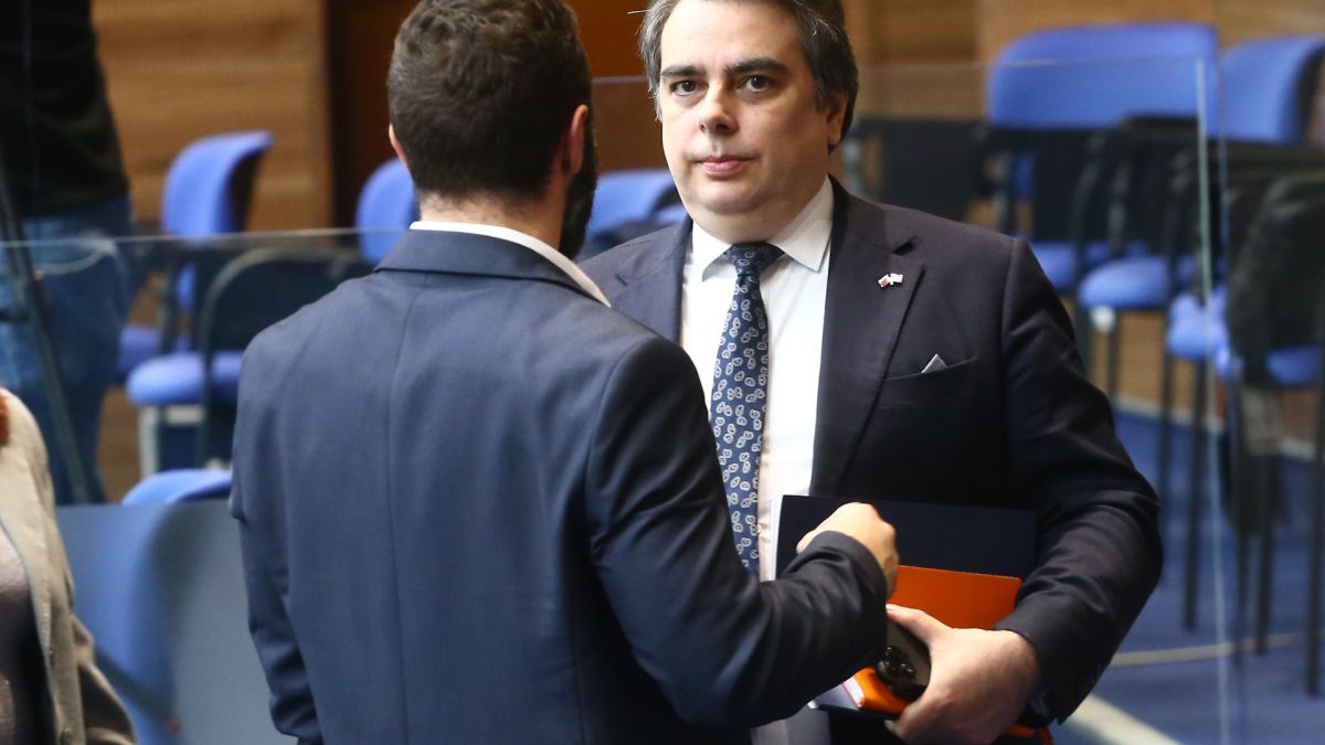 От ГЕРБ огласиха за скандален рекет от ПП-ДБ, Асен Василев вече е...