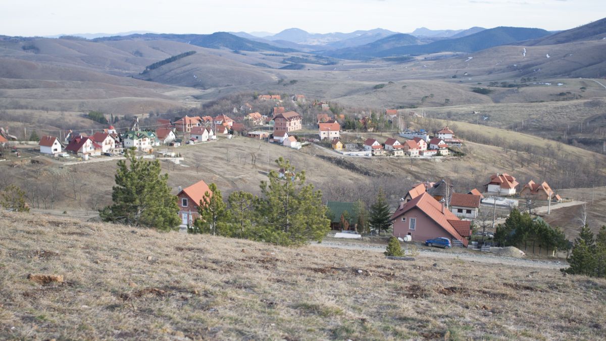 Странни неща стават в санданските села, статистиката ги разкри 