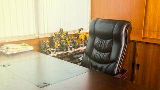 Чиновниците са ощетени от "клас прослужено време"