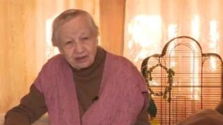 "Момиче с маковете" на Майстора: Ето как изглежда днес Тина СНИМКИ