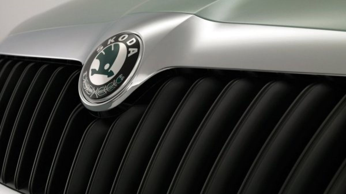Подготвят фейслифт на култов модел на Skoda, появи се негово ВИДЕО