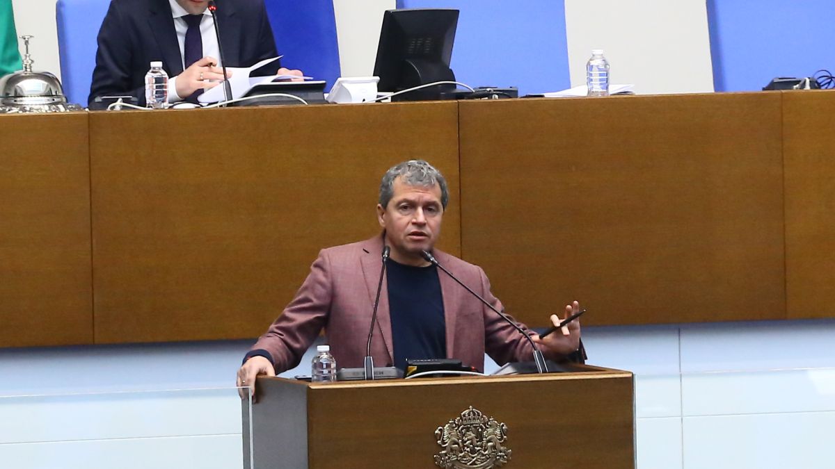 Тошко Йорданов: Асен Василев изсмука парите, той е измамник 