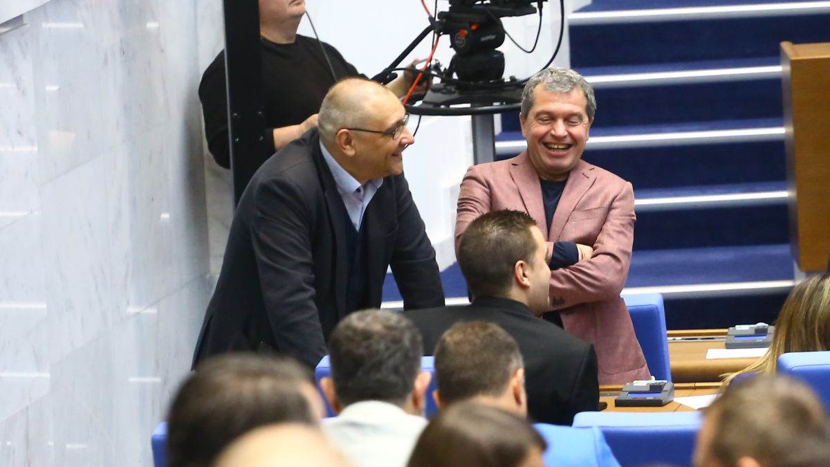 Формулата е ясна: Социолог прозря правителство и без заветното "да" от ИТН