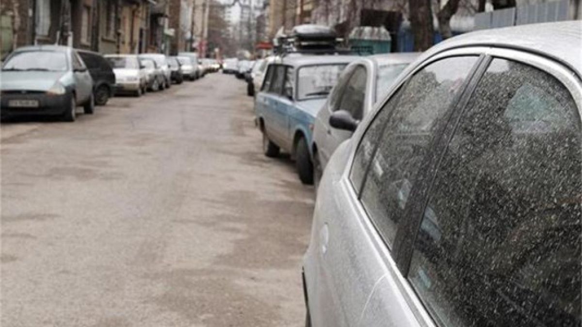 От небето ще пада оранжев дъжд: Сахарският ужас вече е над България КАРТА