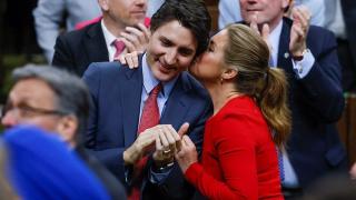 Пикантни разкрития за жената на Трюдо и любовника й