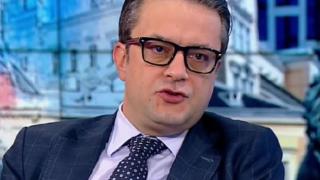 Биков сравни Денков със земята: Чакат ни много гафове, ако се случи това