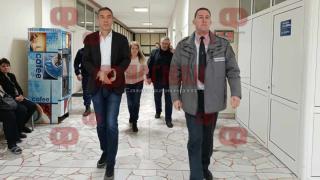 Линейка лети към болницата след огнения ужас в Бургас, а кметът Николов...