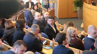 Общинските съветници от ГЕРБ започват да подреждат хаоса