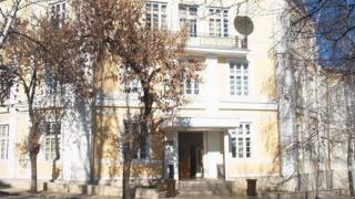 Урок по история: Ето кога откриват първата езикова гимназия в България СНИМКА